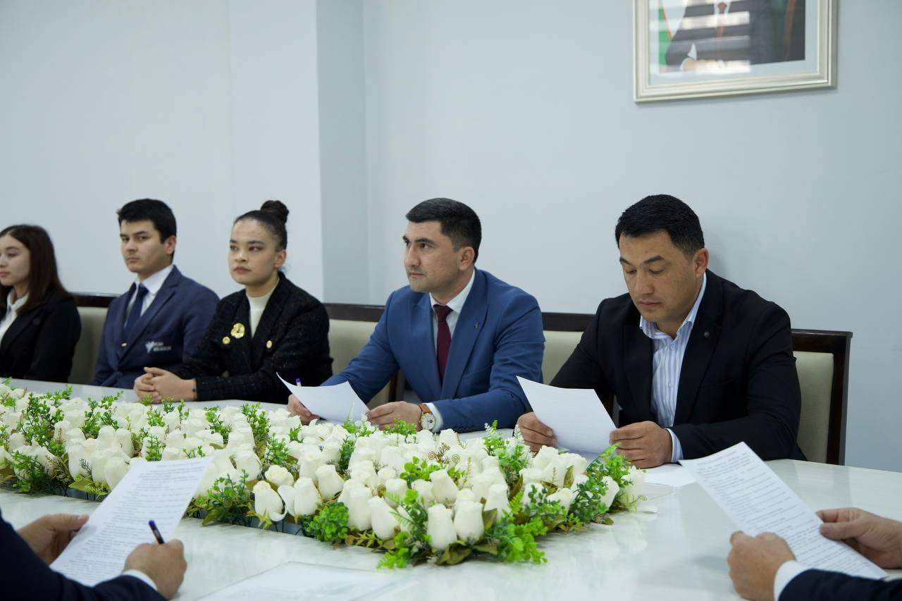 Namangan davlat universiteti rektori iqtidorli talabalar bilan uchrashuv o‘tkazdi 1