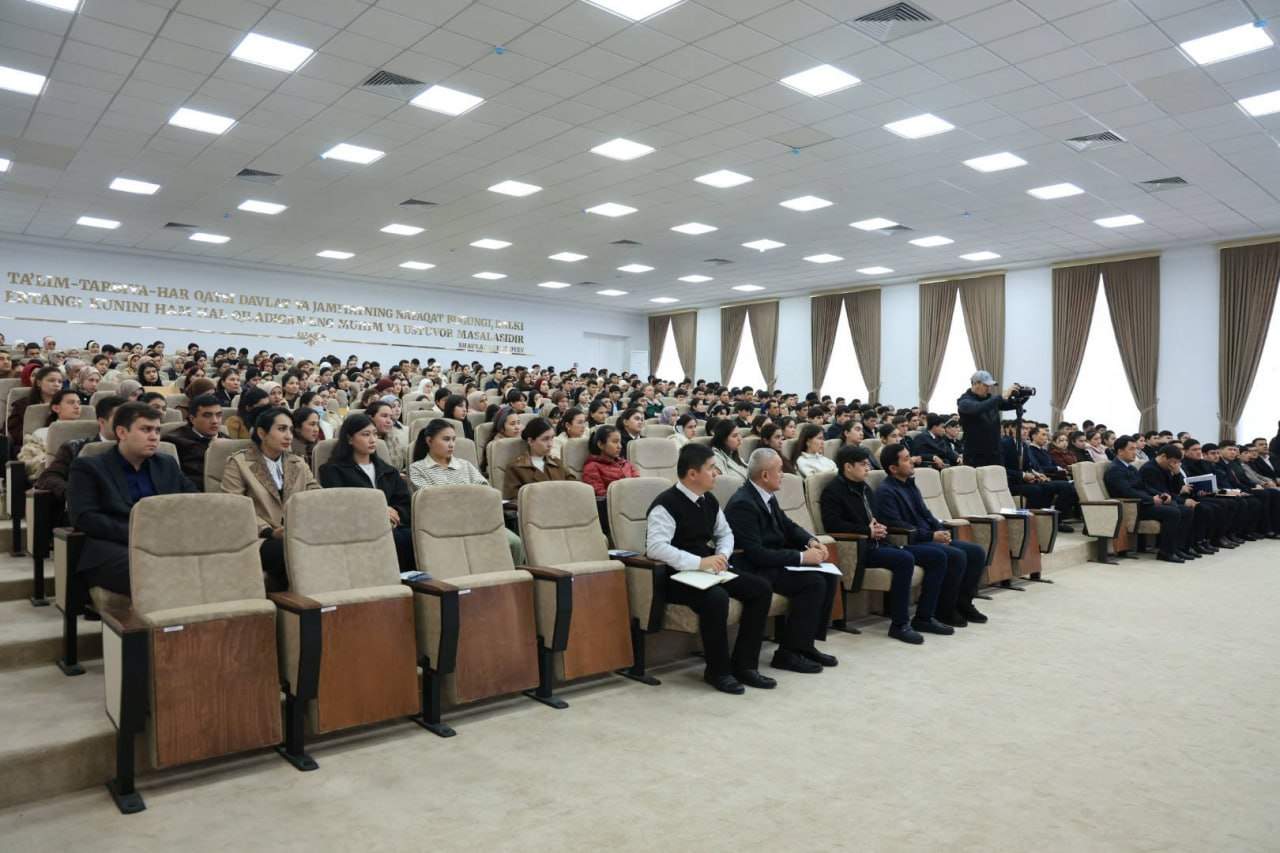 Namangan davlat universitetida “Rahbar va yoshlar” uchrashuvi o‘tkazildi. 8