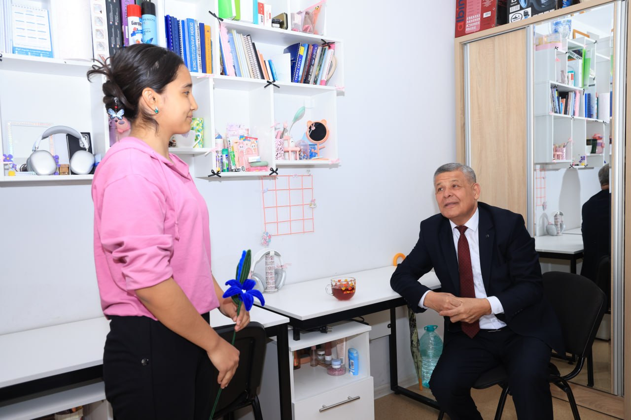 Namangan davlat universiteti rektori talabalar turar joyiga tashrif buyurdi 6