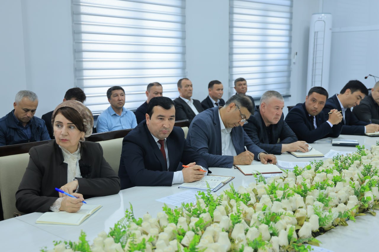 Namangan davlat universitetida navbatdagi apparat yig‘ilishi o‘tkazildi 1