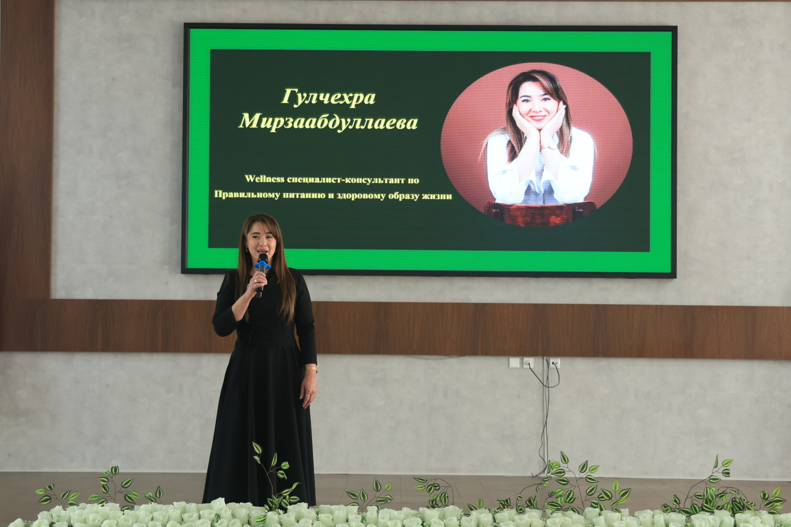 В Наманганском государственном университете проведён семинар-тренинг на тему «Здоровое питание и здоровый образ жизни». 2