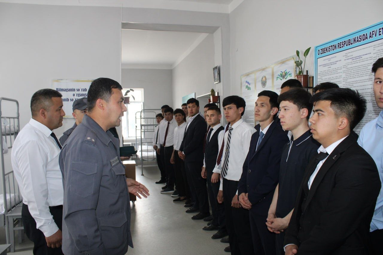 Talabalar tergov hibsxonasidagi mahkumlarning hayot tarzi bilan tanishdilar 6