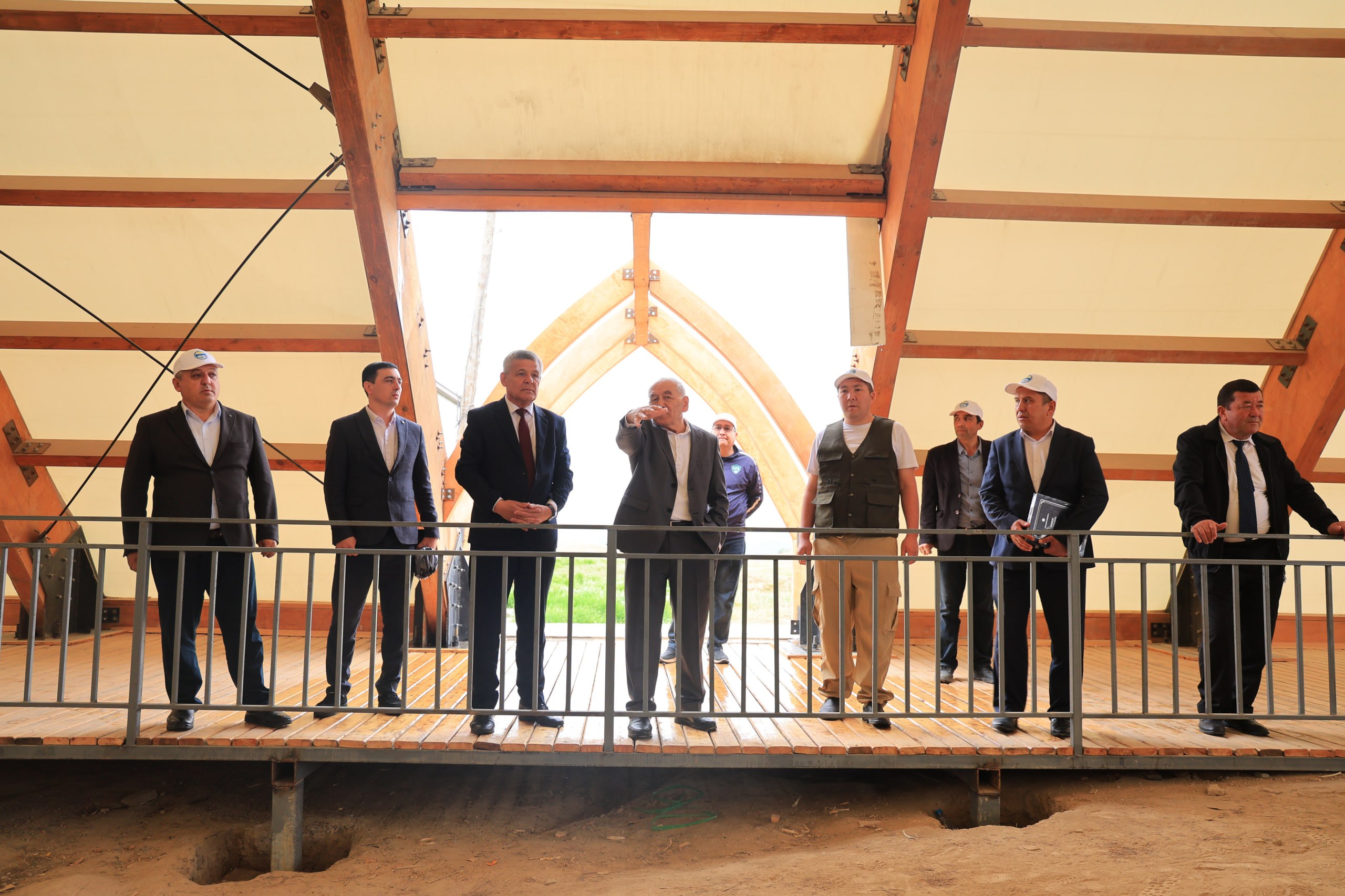 Namangan davlat universiteti rektori «Axsikent arxeologik yodgorligi» majmuasiga tashrif buyurdi 3