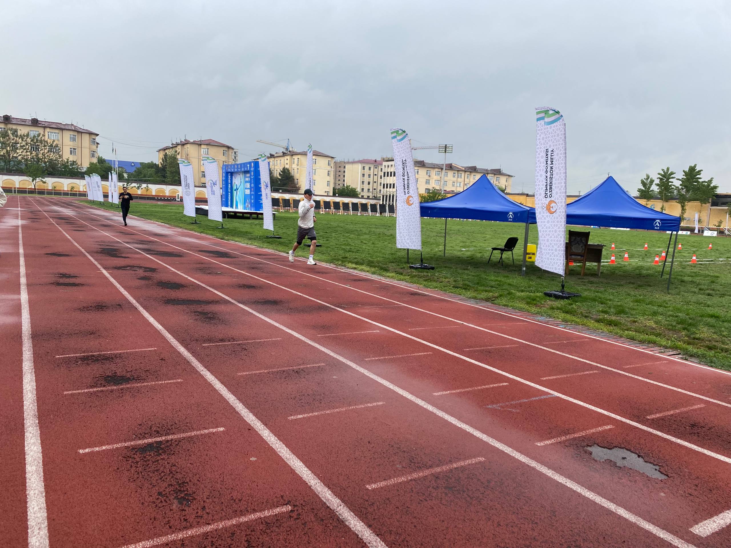 Namangan davlat universiteti talaba-yoshlari o‘rtasida “Yangi Oʻzbekiston talabalari olimpiadasi” sport musobaqalarining yengil atletika turi bo‘yicha fakultetlar o‘rtasida universitet bosqichi o‘tkazildi. 1