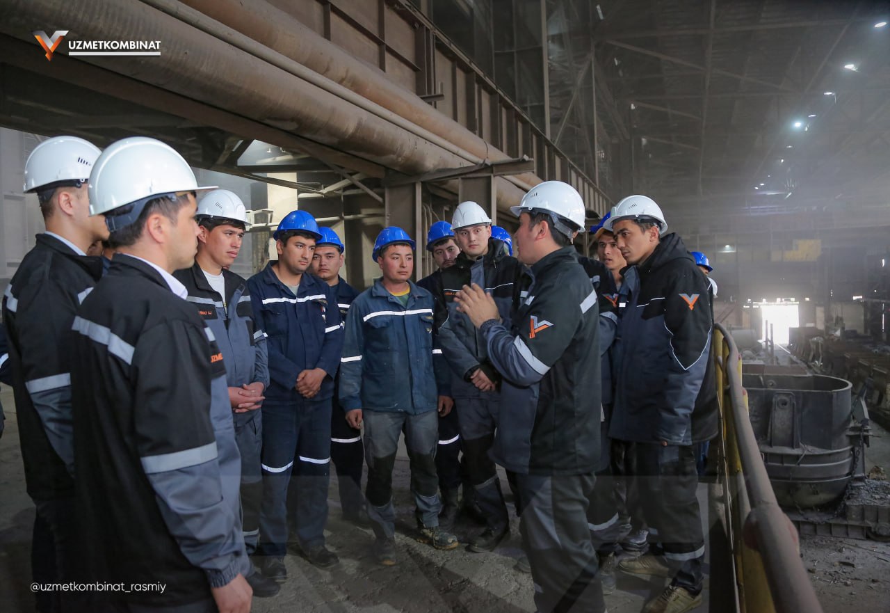 “O‘zmetkombinat” AJda talabalar uchun amaliy tanishuv tashkil etildi 3