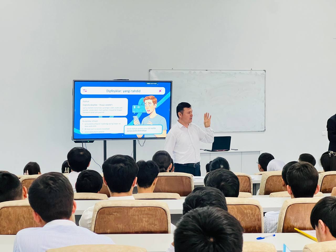 Sun’iy intellekt va moliyaviy xavfsizlik: yoshlar o‘rtasida ochiq dars o‘tkazildi