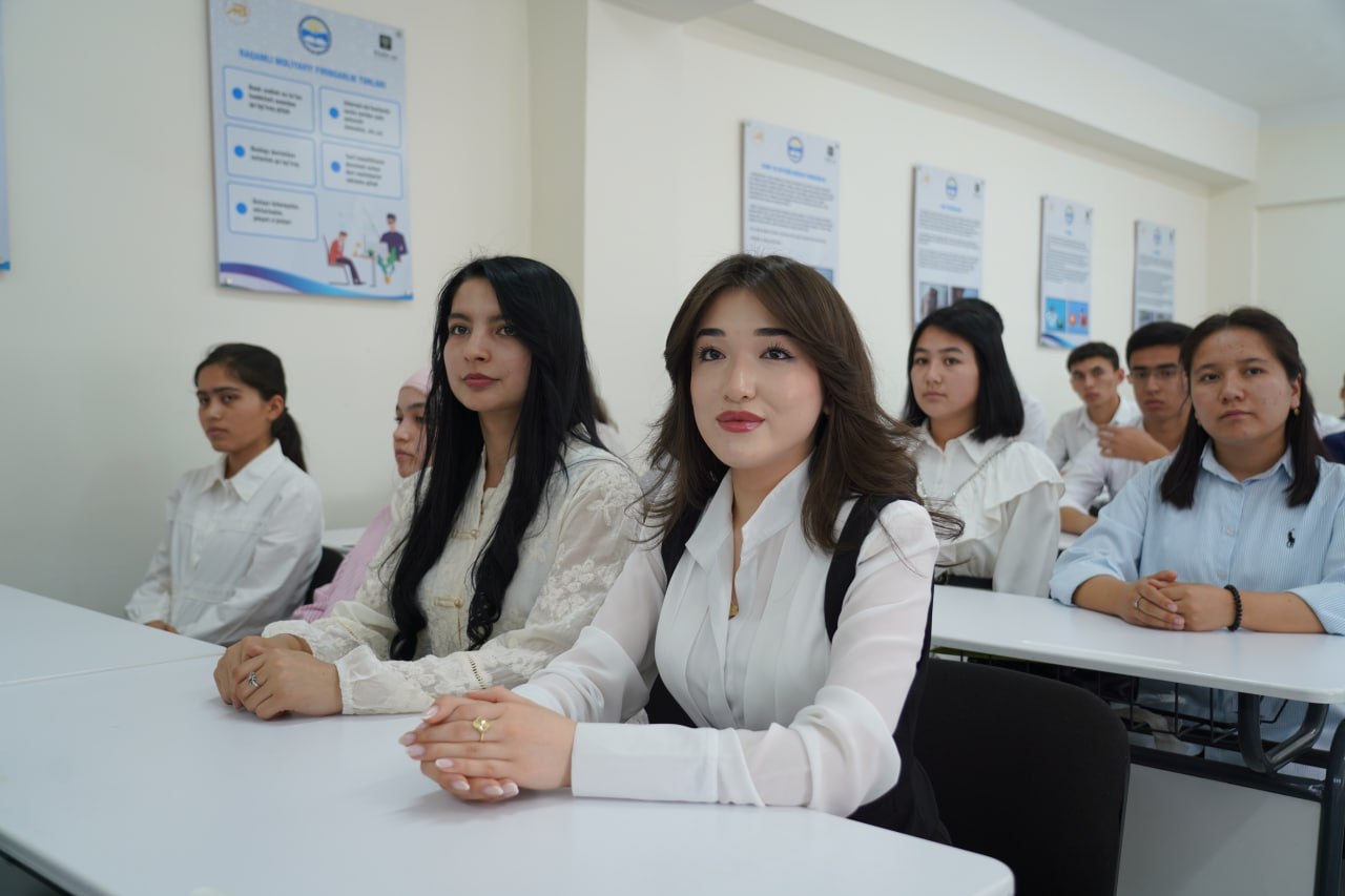 Iqtisodiyot fakultetida “Sun’iy intellektning zulmatli tomoni” mavzusida davra suhbati o‘tkazildi. 2