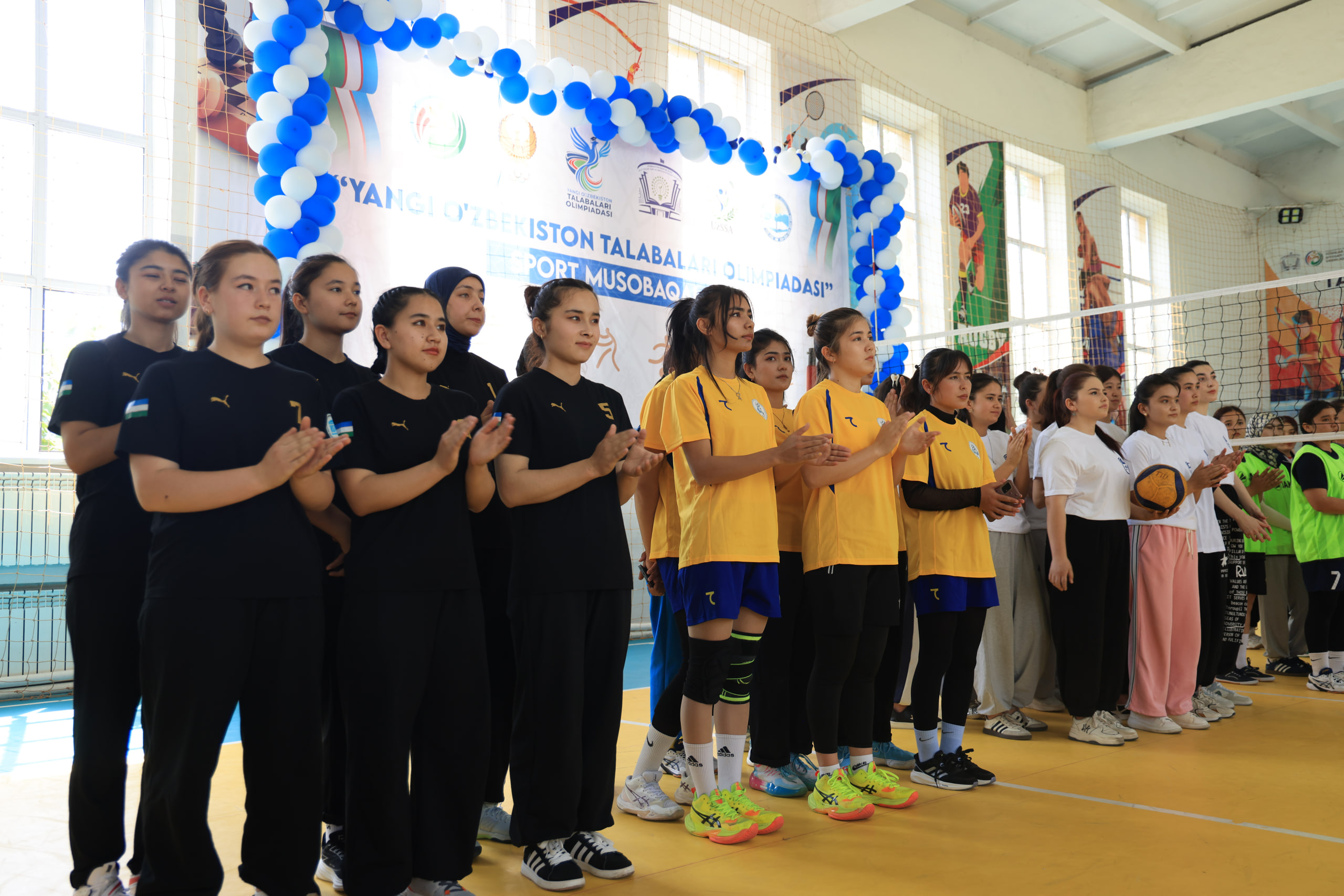 Namangan davlat universitetida «Yoshlar kuni» munosabati bilan viloyatdagi barcha oliy ta’lim muassasalari talaba-yoshlari o‘rtasida «Talabalar bahori» festivali doirasida sport musobaqalari yuqori saviyada tashkil etildi. 4