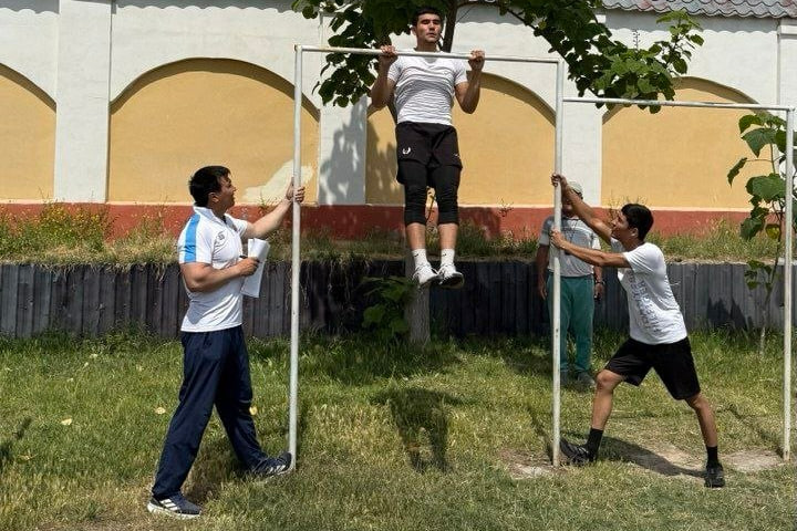 “Amir Temur vorislari” harbiy-sport musobaqasining hududiy saralash bosqichi o‘tkazildi 6