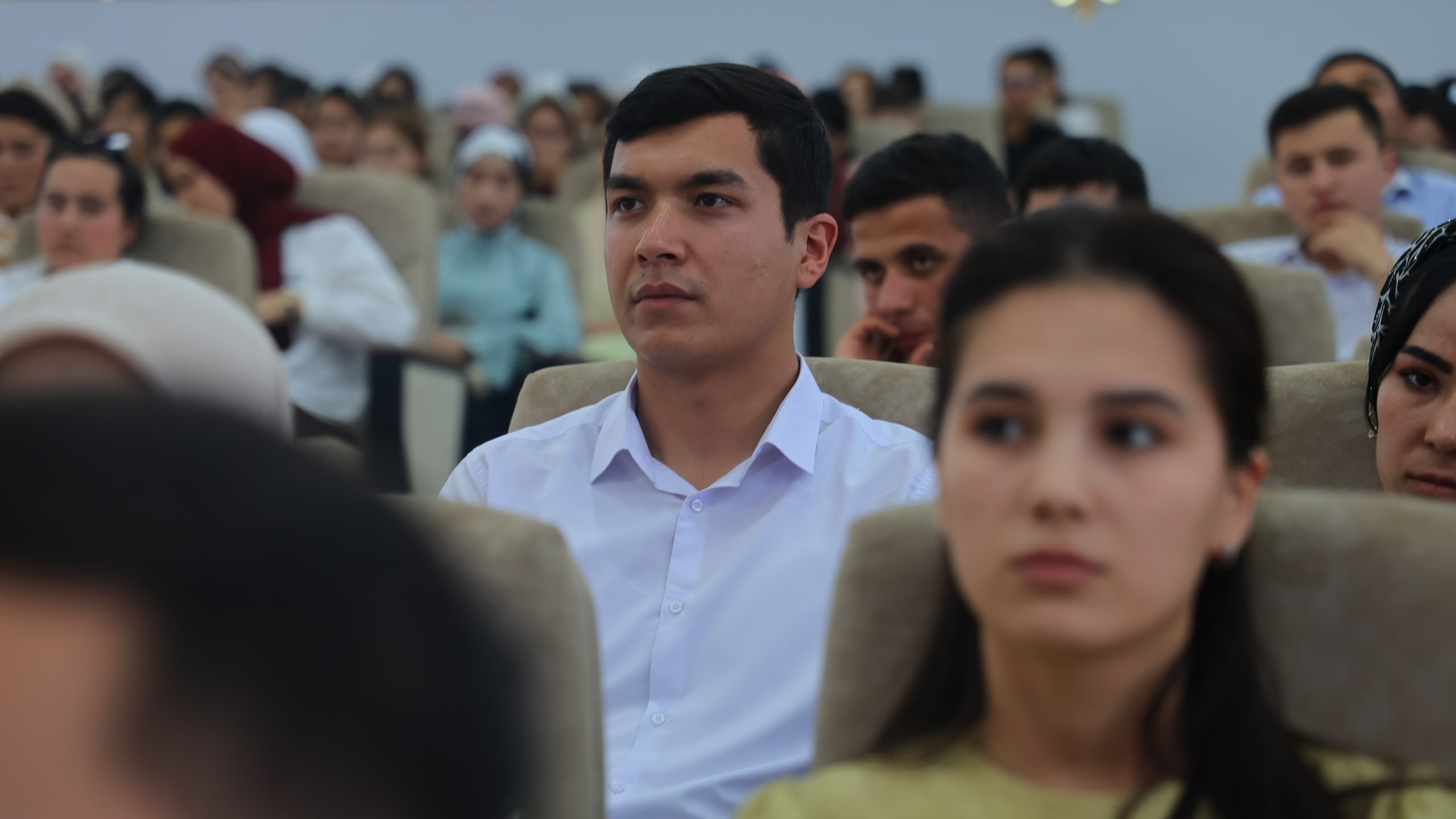 Bitiruvchi yoshlar uchun yangi imkoniyatlar va vakant ish o‘rinlari taqdim etildi 8