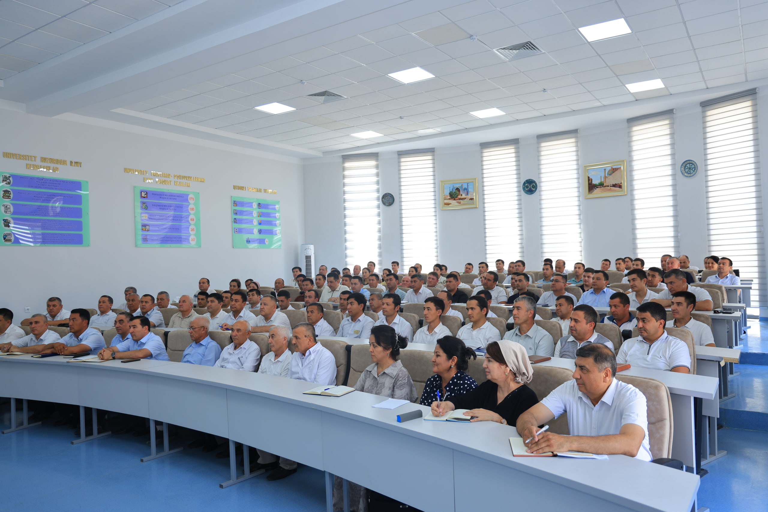 Vazir Namangan davlat universiteti professor-o‘qituvchilari bilan uchrashuv o‘tkazdi 3