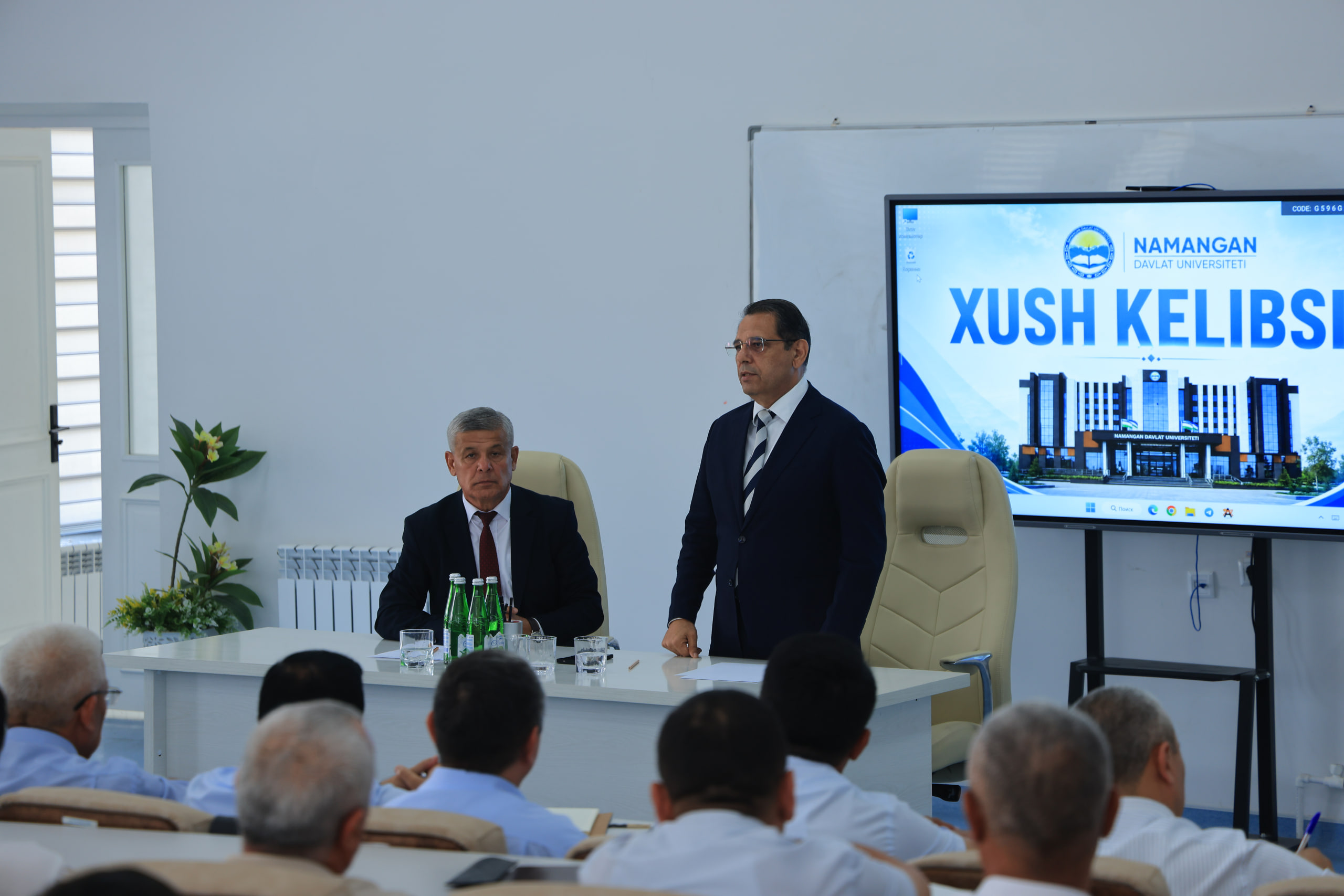 Vazir Namangan davlat universiteti professor-o‘qituvchilari bilan uchrashuv o‘tkazdi 9