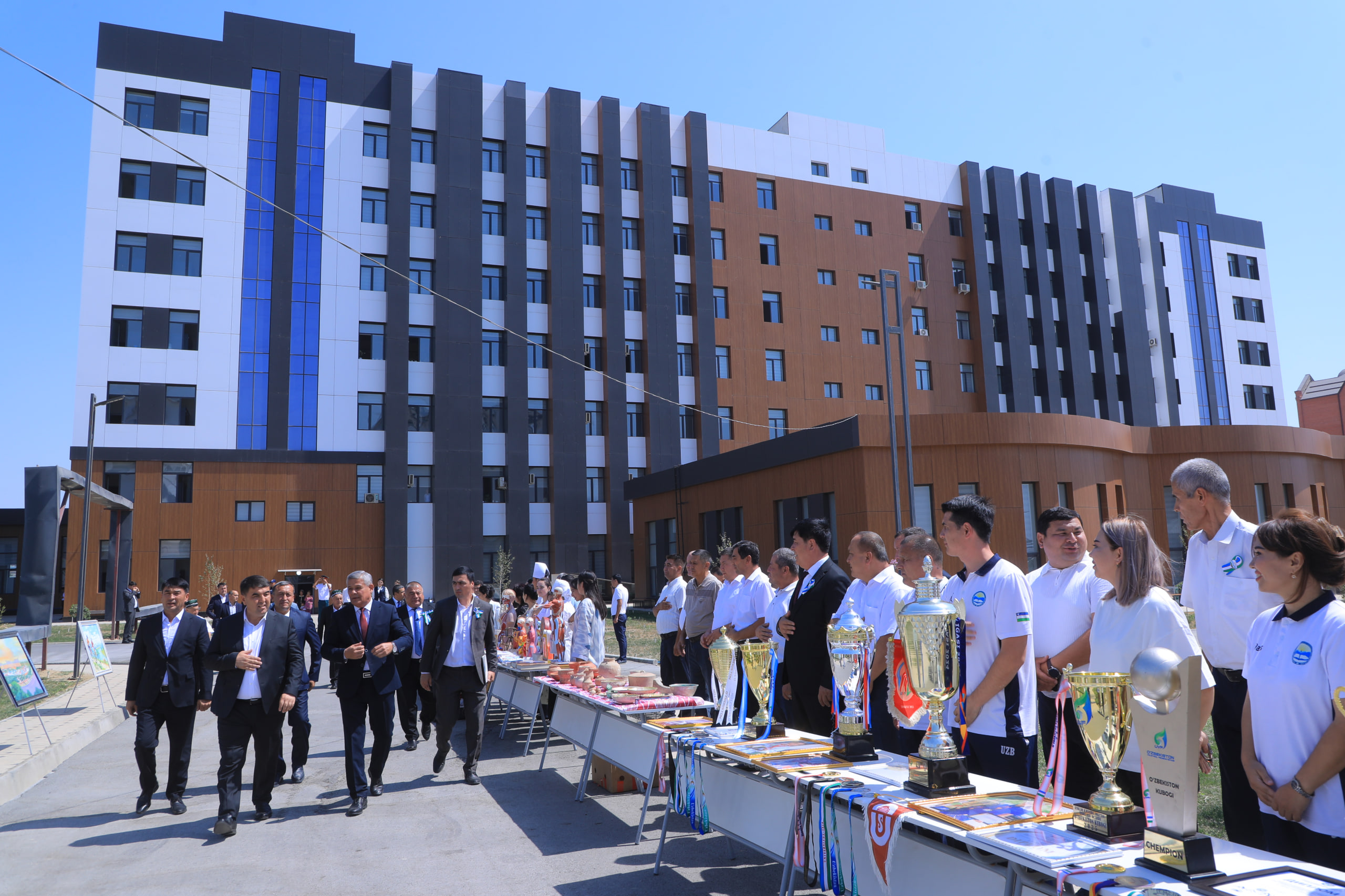 Namangan davlat universitetida “Mustaqillikning 35 yilligi” nomidagi ikkita yangi talabalar turar joyi foydalanishga topshirildi 2