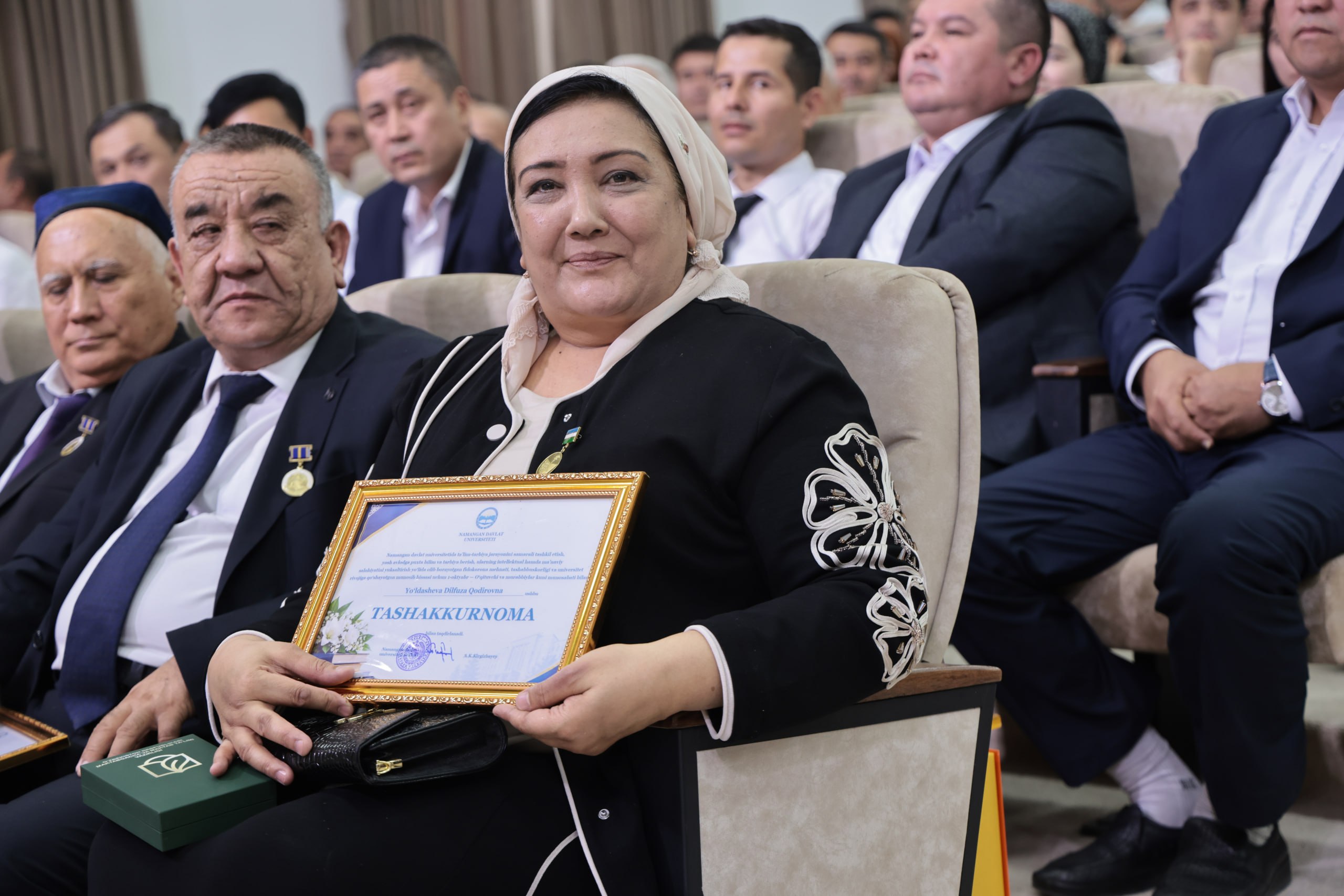 Bayram tadbiri badiiy chiqishlar bilan davom etdi 5