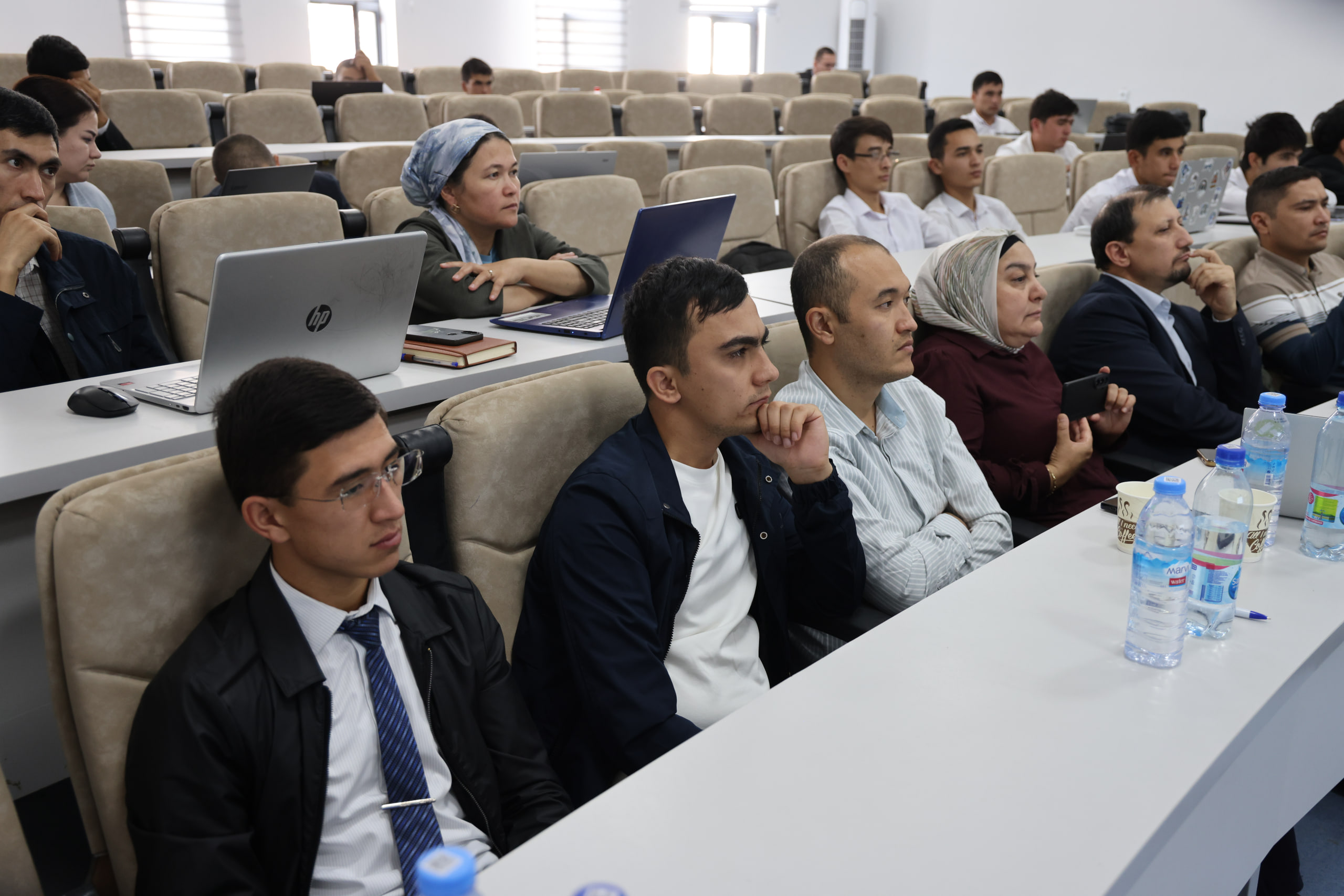 Namangan davlat universitetida I Xalqaro ilmiy-amaliy konferensiya o‘tkazildi 8
