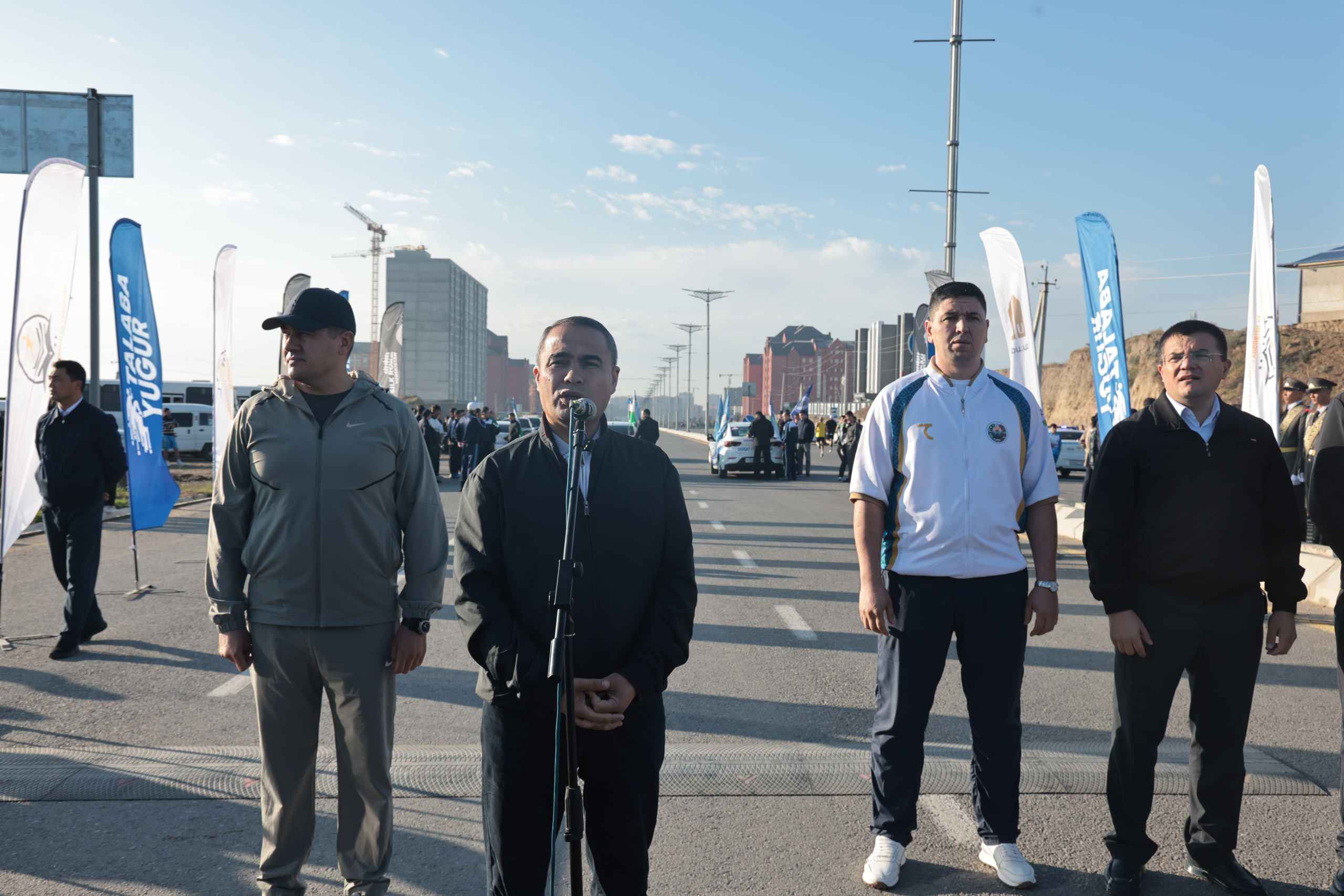 Namanganda “Talaba yugur” va “Harbiy yugur” shiori ostida ommaviy yugurish marafoni o‘tkazildi 3