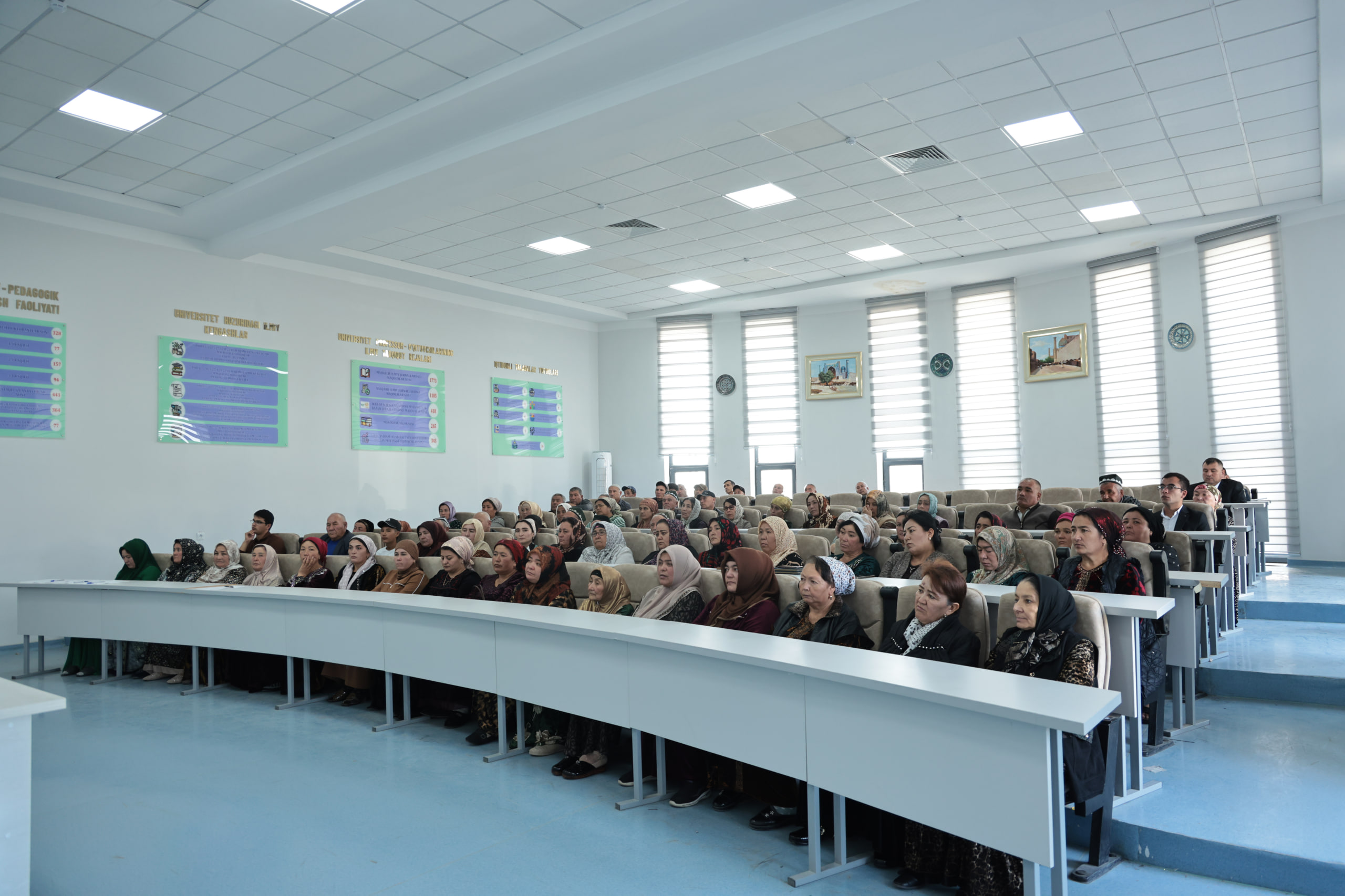 Namangan davlat universiteti Tabiiy fanlar fakultetida yuqori bosqich talabalarining ota-onalari ishtirokida uchrashuv tashkil etildi. 3
